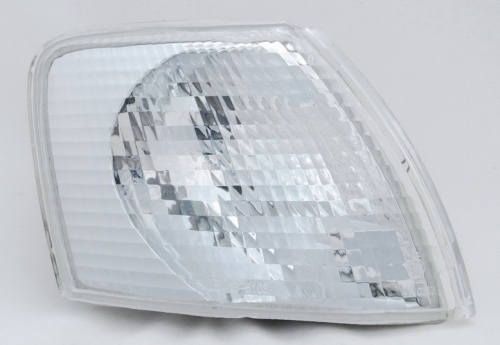 Указатель поворота VW PASSAT B5 96-00 прав белый TYC