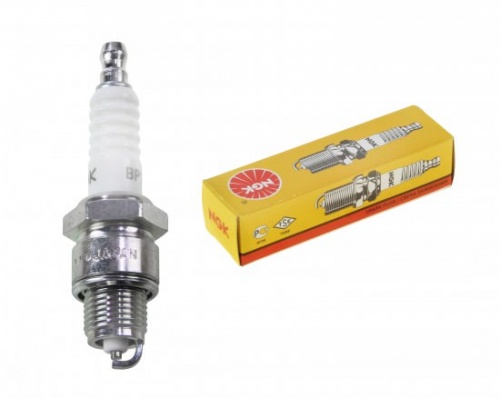 Свеча зажигания NGK BP7HS