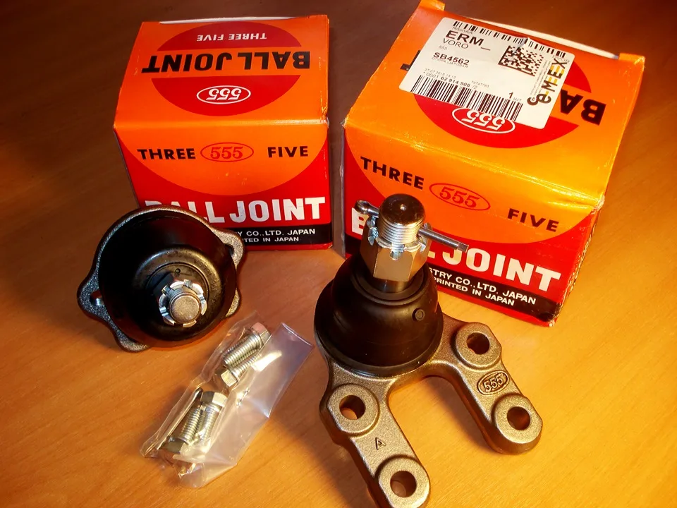 Опора шаровая NISSAN TERRANO II верх 555 CBN-11