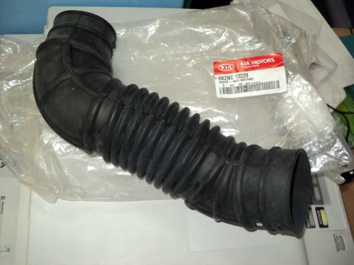 Патрубок воздухана KIA SPECTRA OE