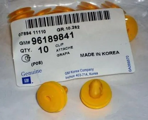 Пистон GM OE (DAEWOO NEXIA обшивки двери)