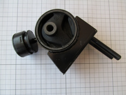 Опора двигателя GEELY MK зад МКПП OE