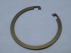 Кольцо стопорное MAZDA подшипника OE