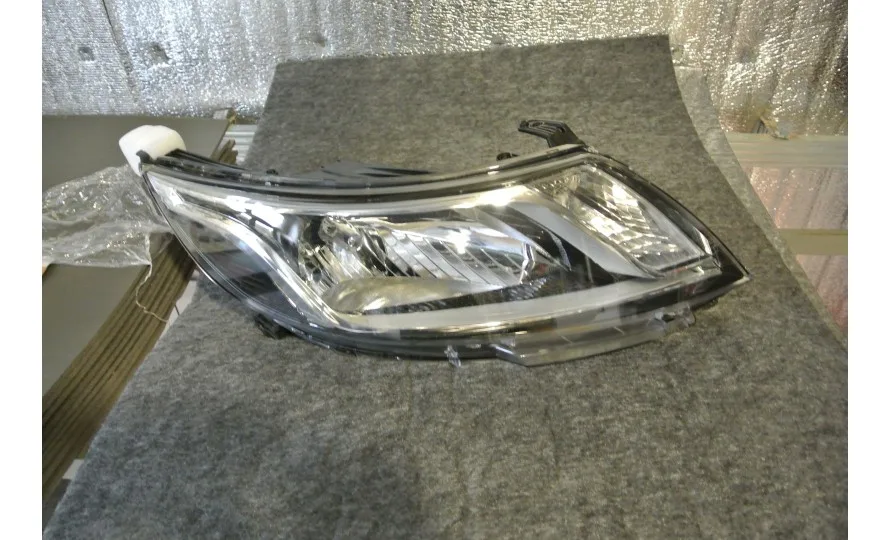 Фара KIA RIO 11-14 прав TYC