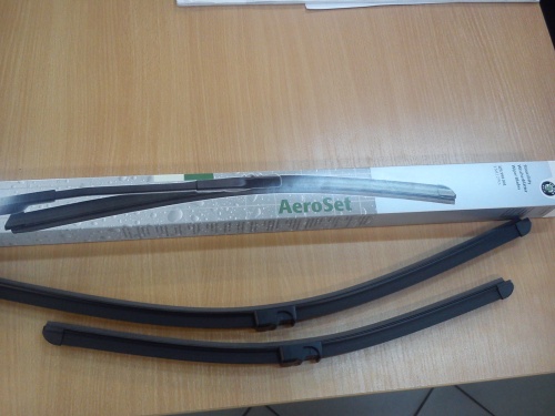 Щетки ст/очист SKODA OCTAVIA A5 (600mm+475mm) OE (штырь+бескаркас)