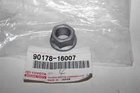 Гайка TOYOTA OE (подвески)
