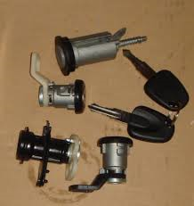 Личинки замков дверей DAEWOO NEXIA полн PM