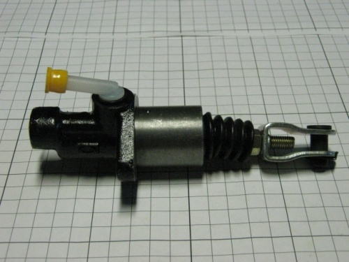 Цилиндр сцеп CHERY FORA главн OE