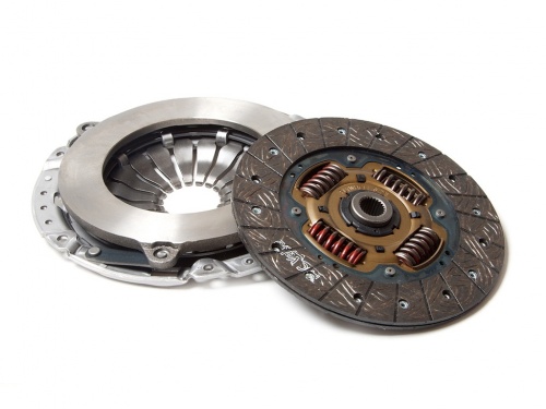 Сцепление набор CHEVROLET LACETTI 1.4-1.6 16v/NEXIA 1.6 16v VALEO (выж 804513/215mm)