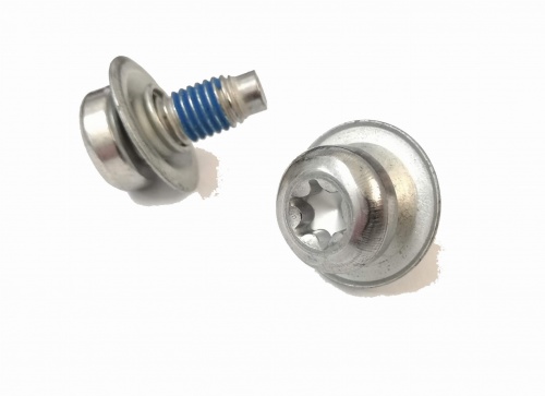 Пистон VAG OE (болт пыльника днища)