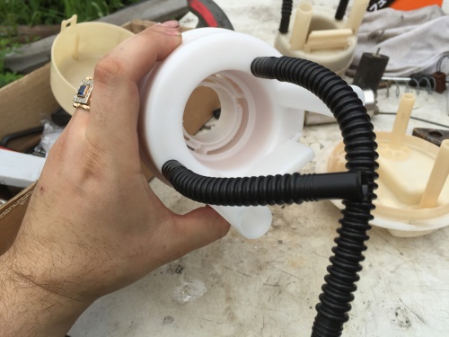 Фильтр топл NISSAN MASUMA (в бак)