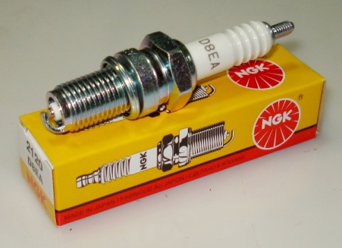 Свеча зажигания NGK D8EA=D8TC