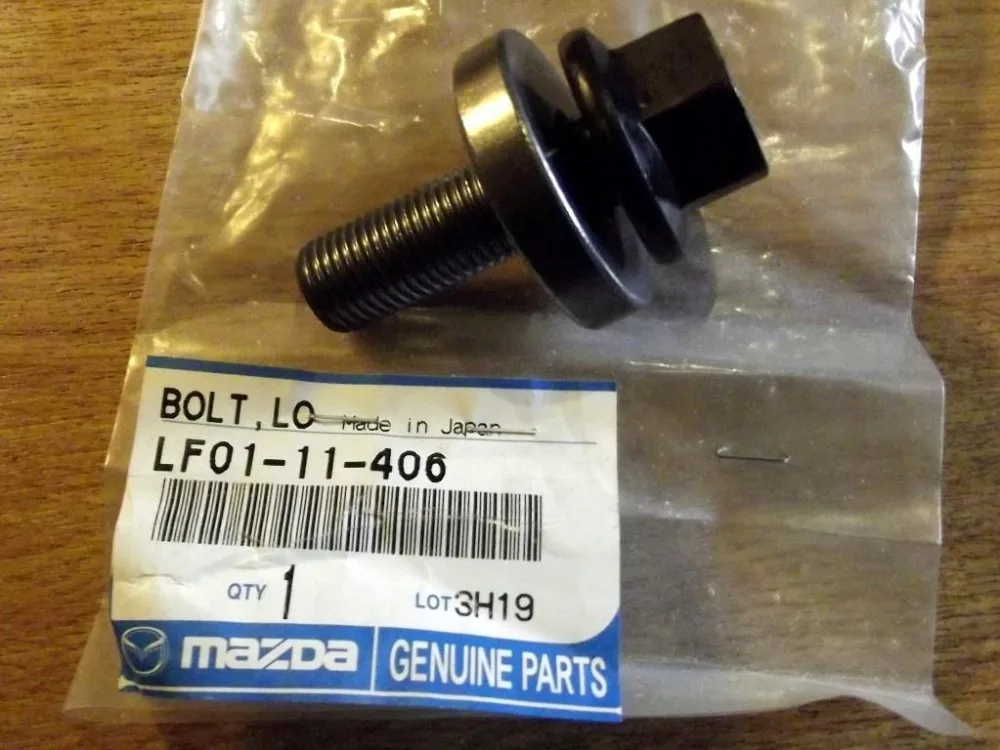 Болт к/в MAZDA/FORD 1.8-2.3 OE