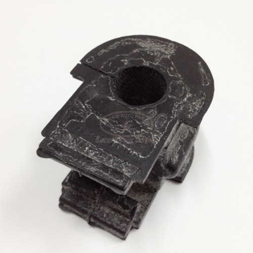 Втулка стаб NISSAN TEANA J33 задн OE