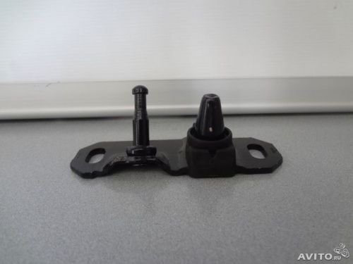 Направляющая двери MB SPRINTER 06-/VW CRAFTER сдвижной OE (на двери)