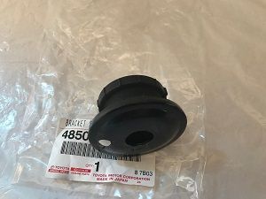 Втулка амортизатора TOYOTA LC120/150 зад верх OE