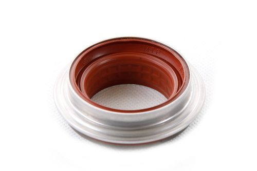 Сальник КПП FORD KUGA на раздатку прав OE