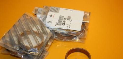 Опора пружины FIAT DUCATO 94-02-06- (+RUS) пер верх OE (ОТДЕЛЬНО ВТУЛКА БРОНЗОВАЯ)