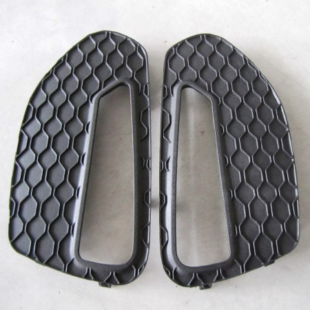 Решетка бампера LIFAN X60 пер прав OE