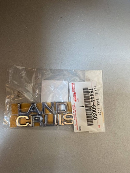 Эмблема TOYOTA задняя OE