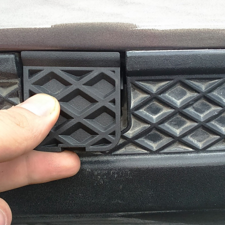 Заглушка буксира FORD FOCUS III зад OE