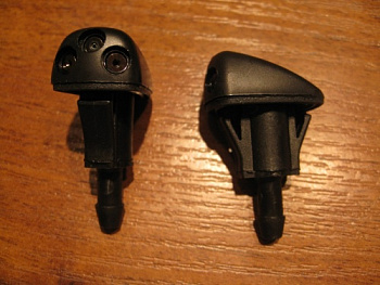 Форсунка омывателя HYUNDAI/KIA OE