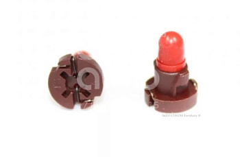 Автолампа приборки 14V (0.84W) T3-10.7 пластмассовый патрон (коричн патрон/красн свет) KOITO