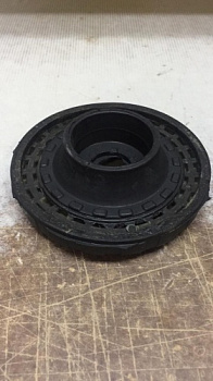 Опора стойки CHEVROLET AVEO T300/COBALT пер BSG (без подшипника)