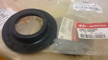 Прокладка пружины HYUNDAI ix35/Tucson/Santa Fe пер верх OE