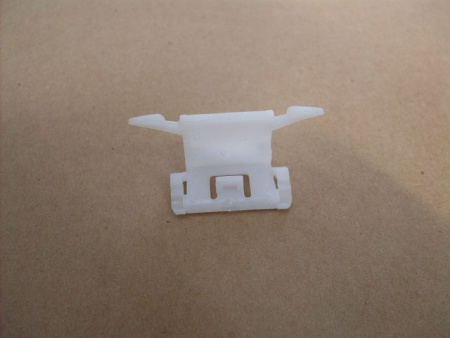 Пистон GW OE (молдинга лоб стекла/белый)