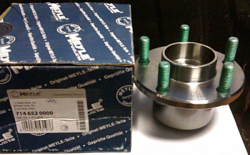 Подшипник ступичный FORD FOCUS II/VOLVO S40 пер MEYLE R152.62