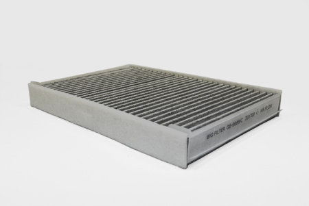 Фильтр салона VOLVO S60/S80/XC60/XC70/LAND ROVER BIG FILTER CUK2733=CU2733 (угольн)
