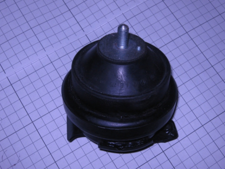 Опора двигателя CHERY AMULET пер OE (см. 03550)