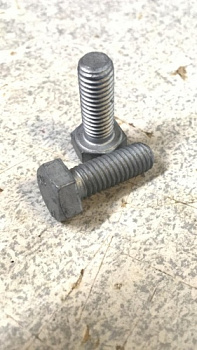 Болт VAG OE (m8x22)