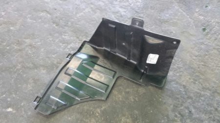 Пыльник двигателя CHEVROLET LACETTI прав OE