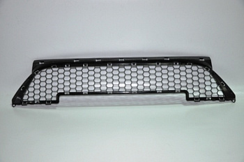 Решетка бампера LADA LARGUS пер сред ARKADO