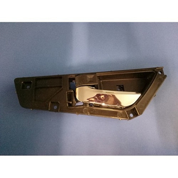 Ручка двери LIFAN X60 пер лев внутр OE