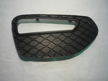 Решетка бампера LIFAN X60 пер лев OE